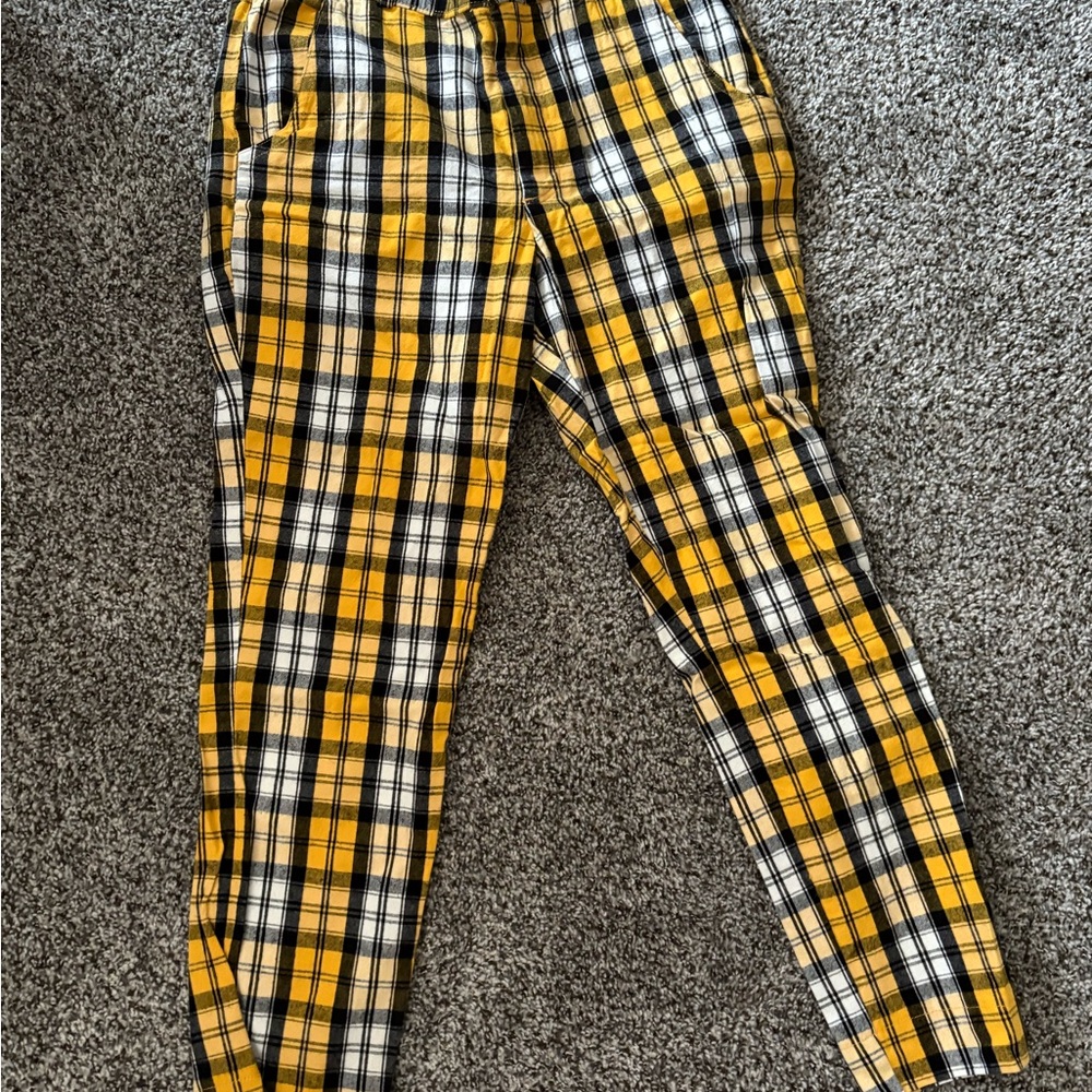 Hollister Black and Yellow Plaid High-Rise Pants